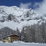 Alpenperle Gasthof 3*