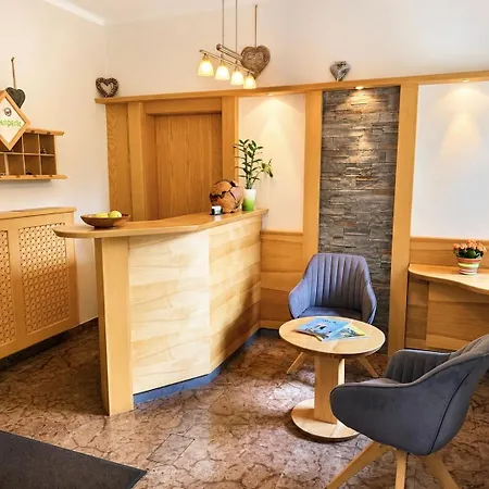 Guest house Alpenperle 3*