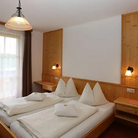 Alpenperle Gæstehus 3*