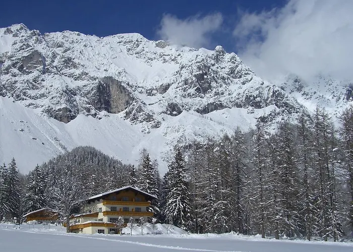 Alpenperle Guest house 3*