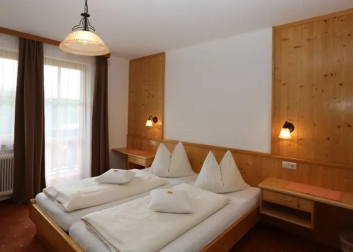 Alpenperle Guest house 3*